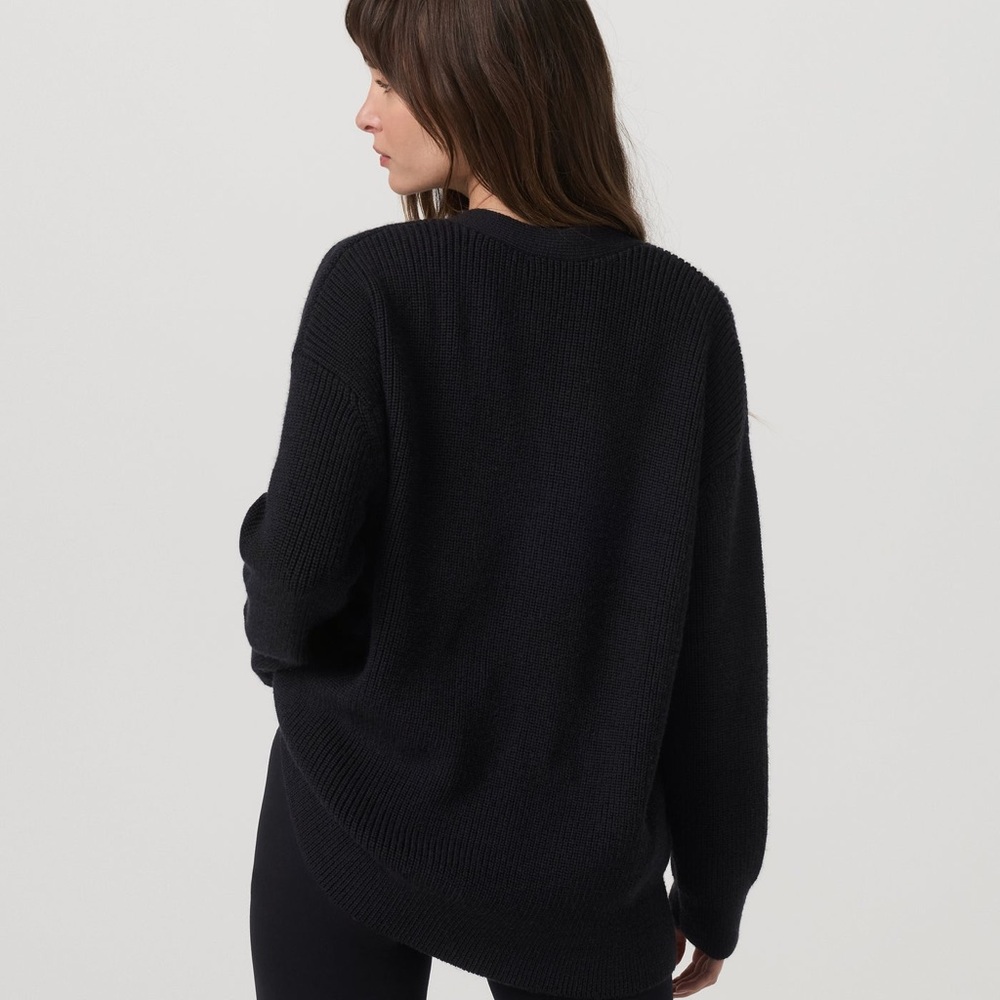 SOLD Vuori Alps Boyfriend Cardigan Black Sz. XS - Picture 3 of 5